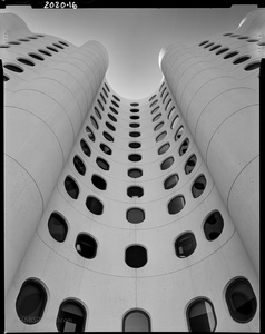 Good Samaritan Hospital by Bertrand Goldberg • HABS Photograph